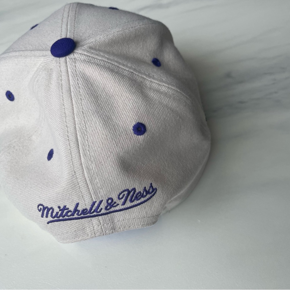 Lids Unisex Toronto Raptors Cap - Picture 3 of 5